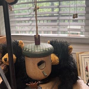 VTG wooden acorn hanging bird feeder- hand crafted